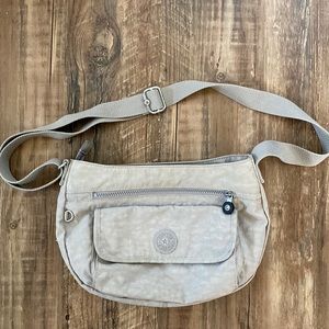 Kipling crossbody in gray